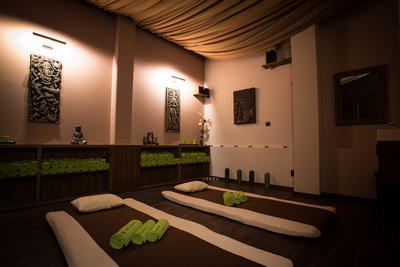 Larger massage room